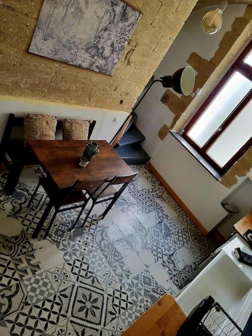 T2 Duplex "Chez Evelyne" Apartment Remoulins Exterior photo